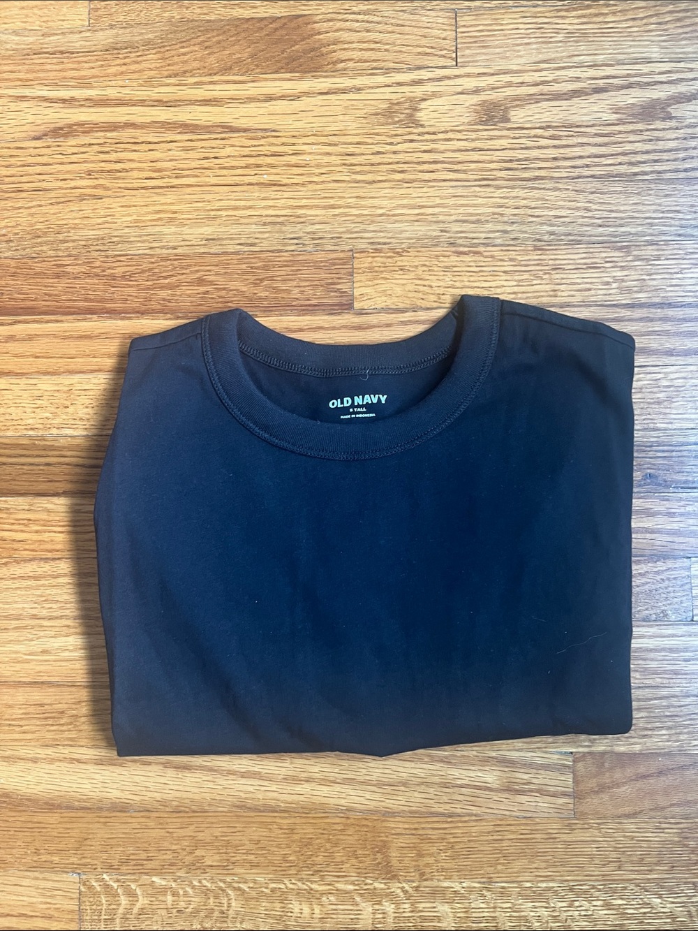 Old Navy women’s TALL tunic length  Crew Neck T-Shirt